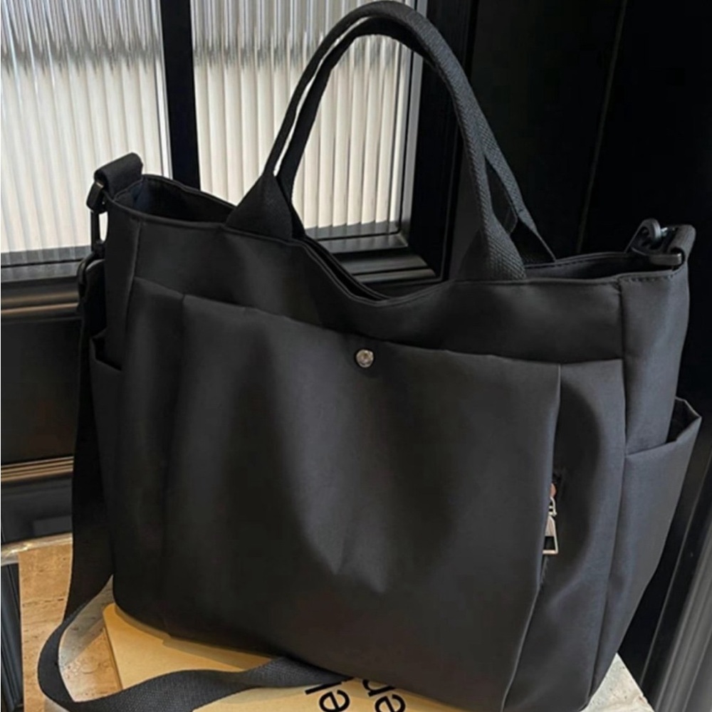 Tote Bag with Spacious Interior